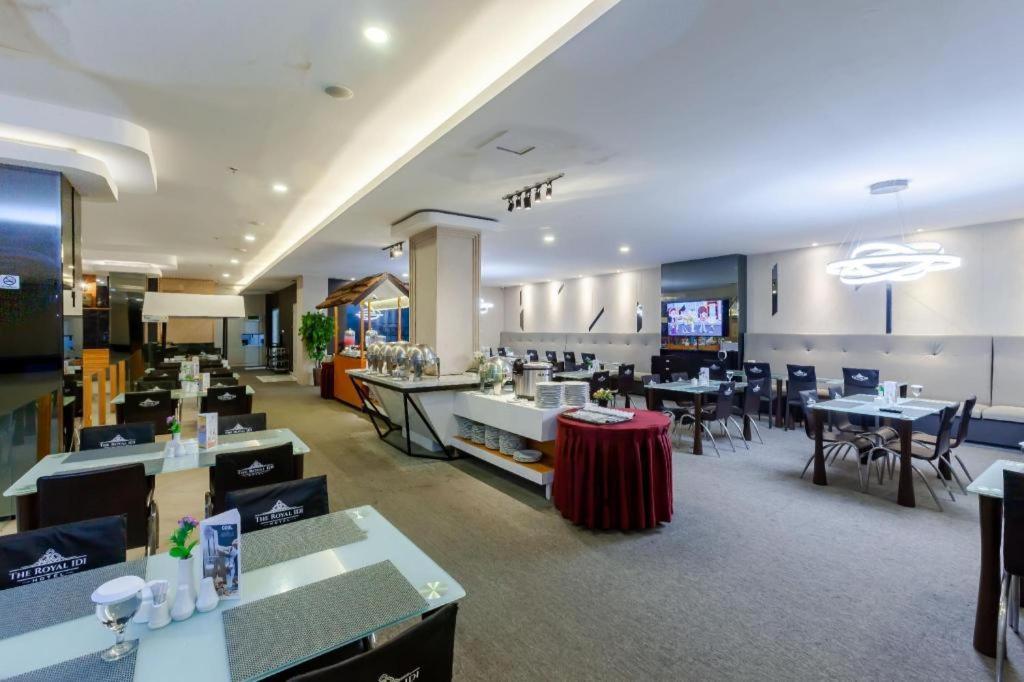 The Royal Idi Hotel Idirayeuk Екстер'єр фото