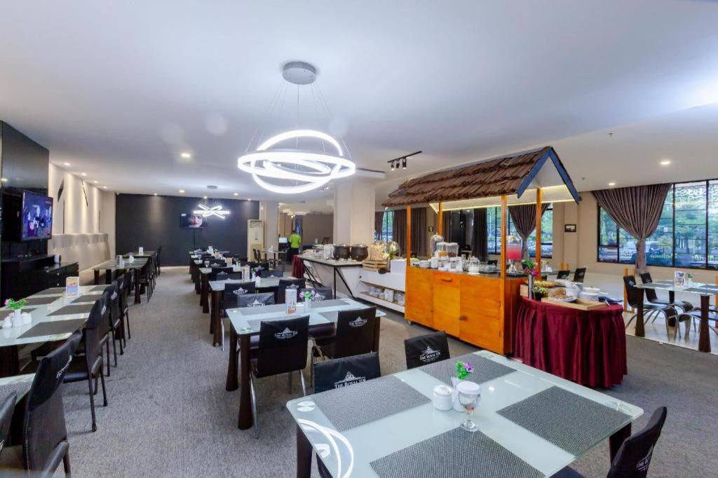 The Royal Idi Hotel Idirayeuk Екстер'єр фото