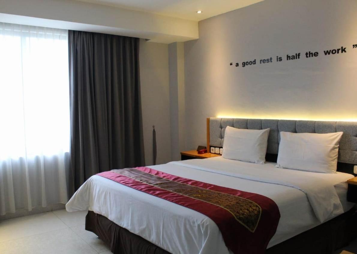 The Royal Idi Hotel Idirayeuk Екстер'єр фото